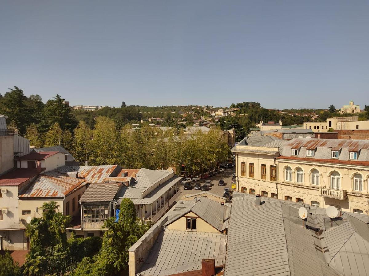 Готель Pushkin Street Pearl Кутаїсі Екстер'єр фото